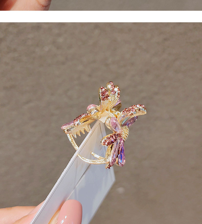 Korean elegant imitation crystal Daisy hair clip, forest-themed flower bangs top hair clip, back of the head pic 9