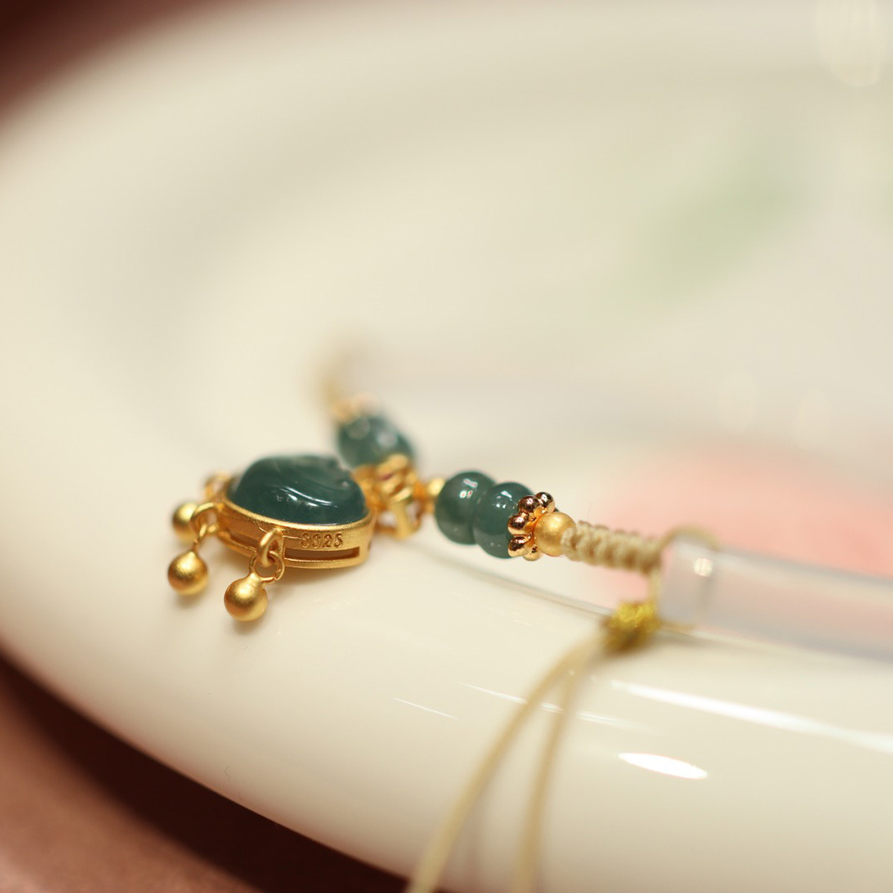 Natural agate and chalcedony Jingle bracelet for women, blue water Ruyi lock, high-end ancient-style bracelet, half bracelet design pic 16