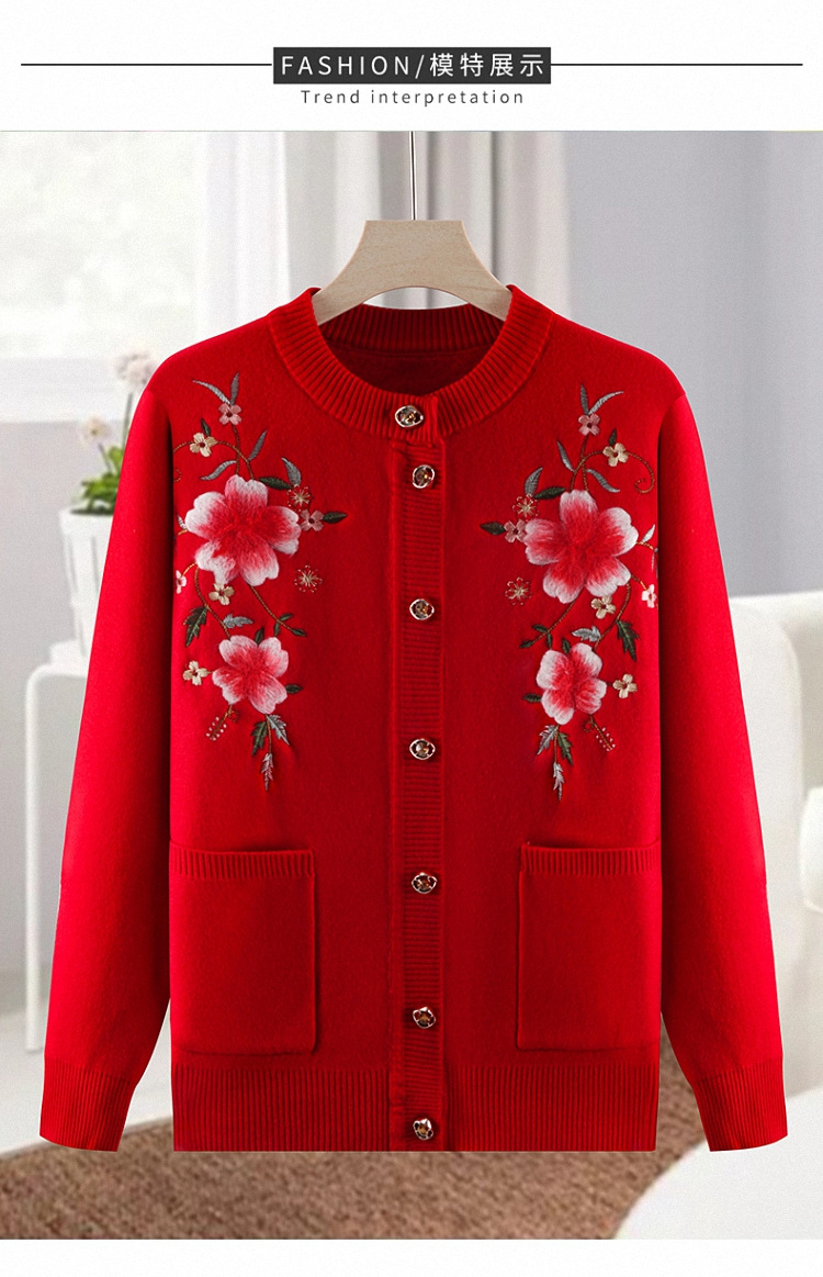 Warm tops for middle-aged and elderly people in autumn and winter: sweaters for grandmothers with fleece, cardigans for mothers, winter coats, and base coats for the elderly pic 10