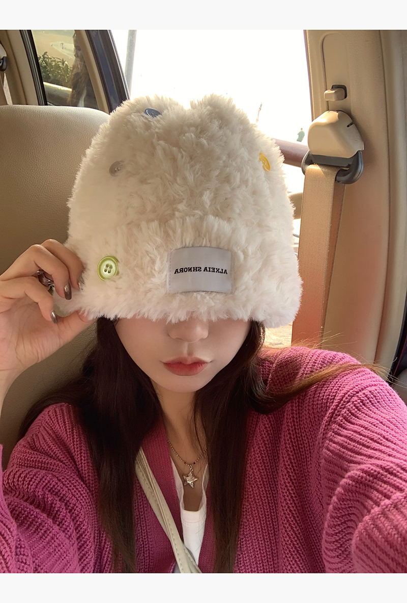 白鹿同款韩版纽扣仿皮草毛绒针织毛线帽女秋冬加厚保暖护耳渔夫帽详情5