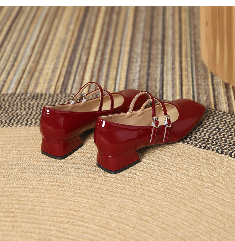 The new 2024 Spring/autumn collection of Mary Jane shoes, featuring a stylish square-toed one-shoulder style, is made of genuine leather with a shallow opening, thick mid-heel, and is a wedding shoe pic 44