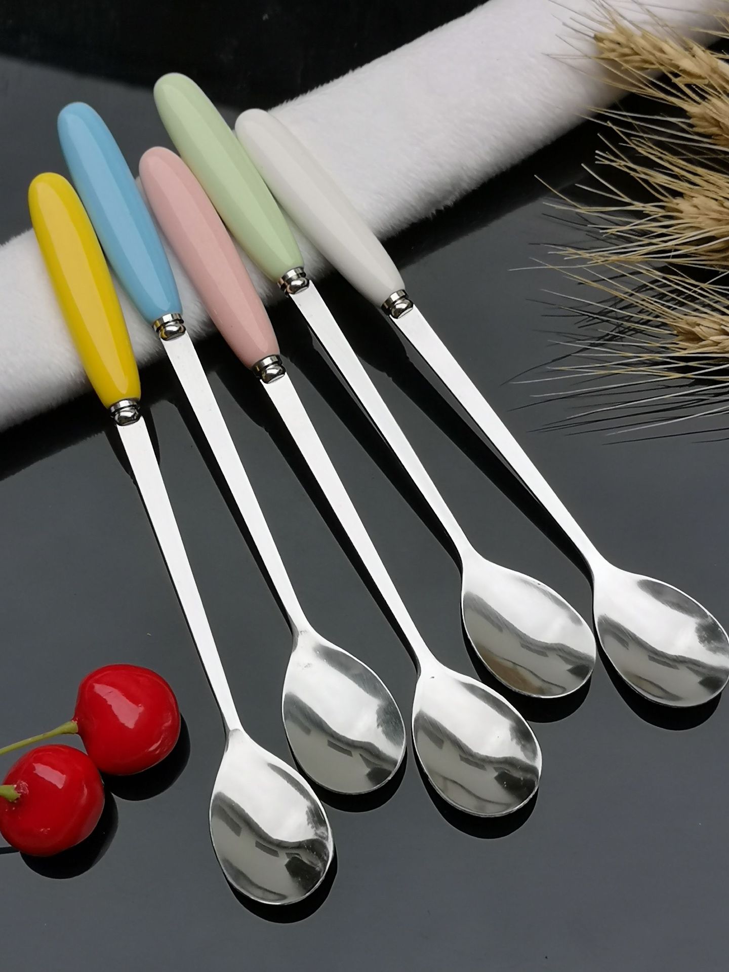 陶瓷柄不锈钢勺子高颜值创意卡通儿童西瓜勺家用咖啡冰淇淋雪糕勺详情19