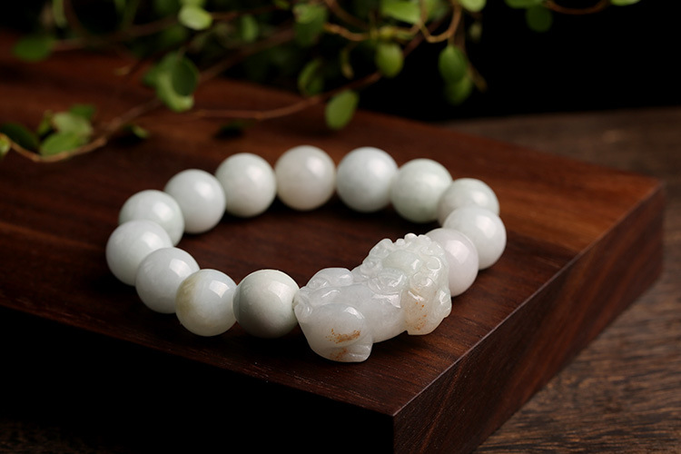Natural jade and jade PI Xiu bracelet for couples, A genuine hand-woven jade PI Xiu bracelet pic 11