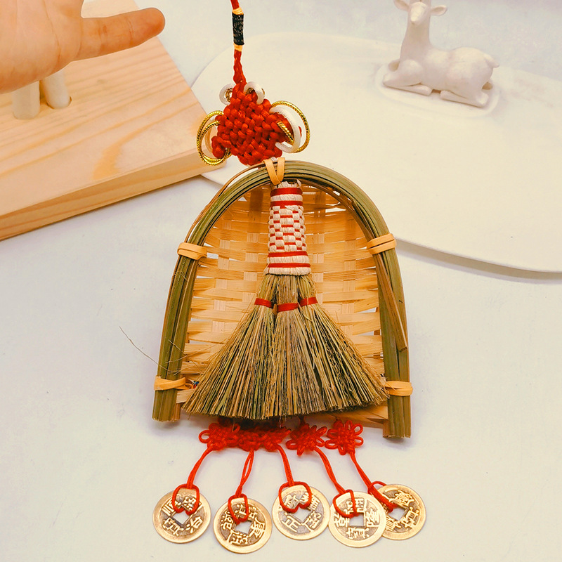 Copper coins, small brooms, dustpans, hanging ornaments, door decorations for moving into a new home, indoor hanging ornaments, TV wall decorations for the Qingming and Dragon Boat festivals pic 53