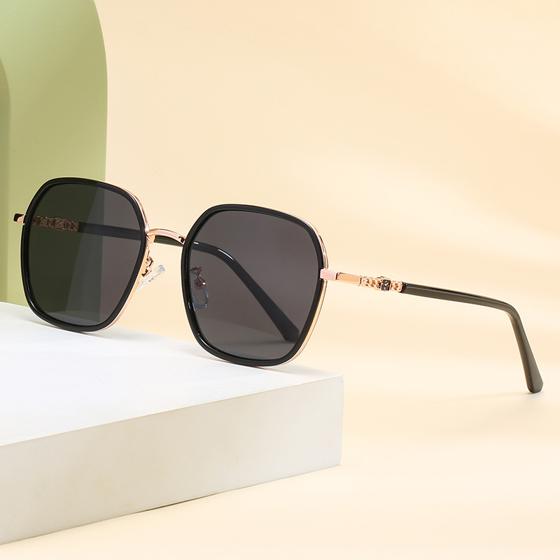 The 2021 new semi-framed glasses of the same style as the gangster legend Tom Hardy can be paired with myopia and anti-blue light WY12 pic 12