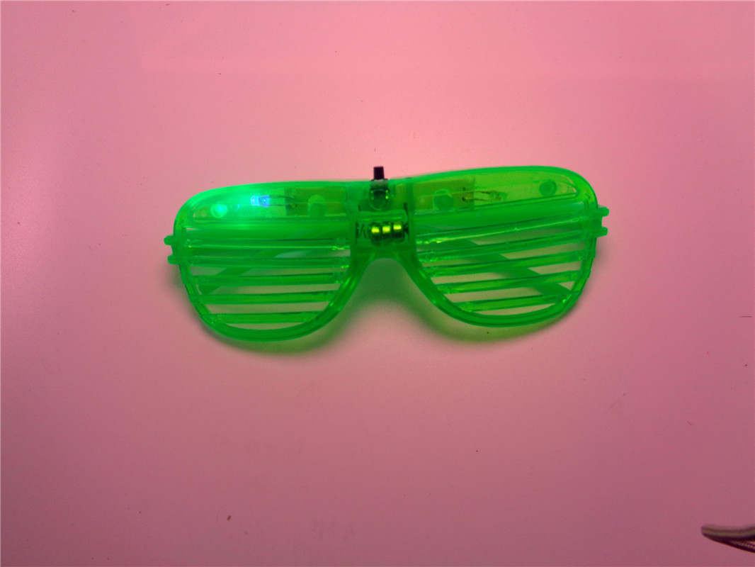 Birthday party glowing eyes, flashing cheers, blinds, LED eyes, street stall bestsellers, plastic butterfly eyes pic 8