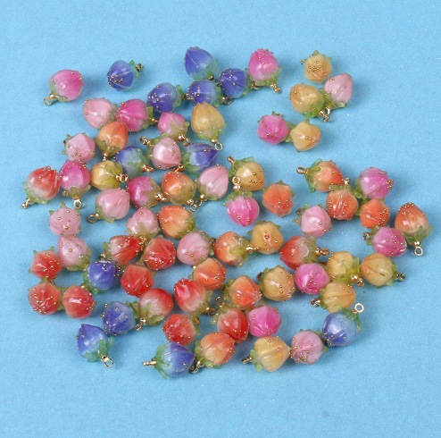 Heat shrinkable resin, strawberry bud necklace, pendant, hairpin, bracelet, resin, diy material wholesale, jewelry and clothing accessories pic 3
