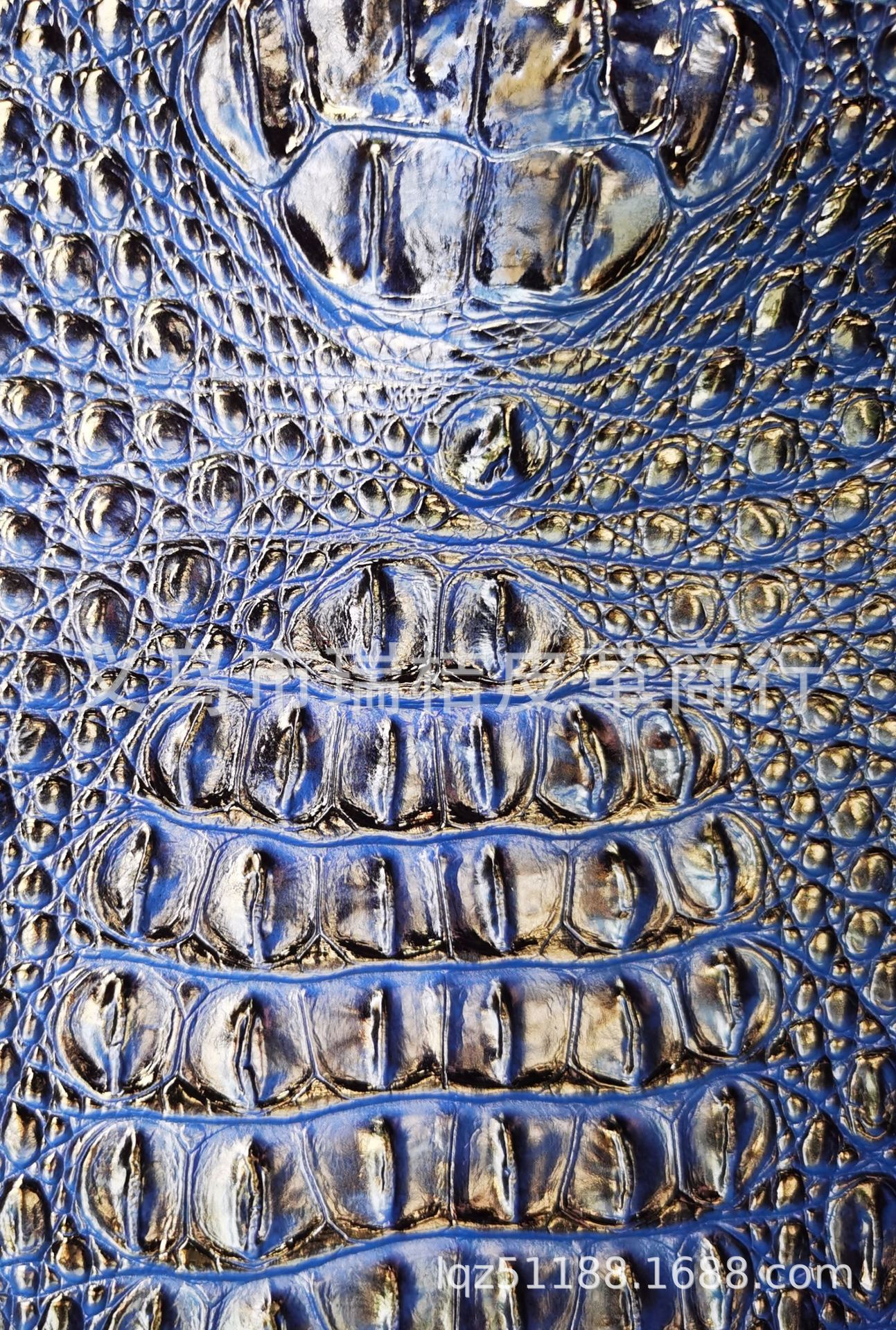 PVC spray-painted crocodile pattern bag leather, fashionable bag leather, spray-painted leather pic 9