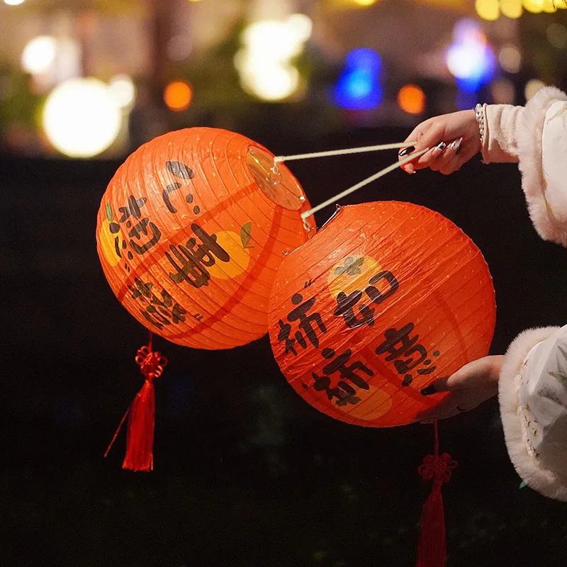 Wholesale of Chinese national trend ancient-style lanterns, Hanfu photography, hand-held paper lanterns, photography props, and red festive lanterns. 1 pic 6