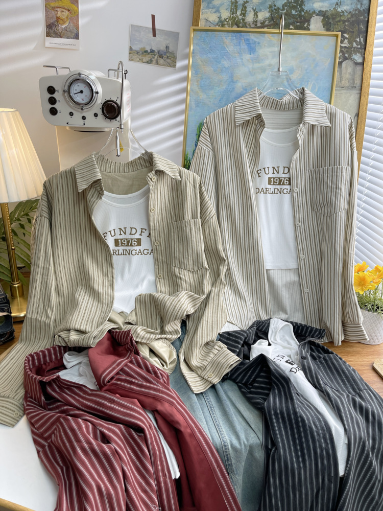 Dongdaemun, South Korea, early autumn new Korean-style vertical striped long-sleeved shirt for women, loose and casual, stylish shirt trend 4730 pic 4