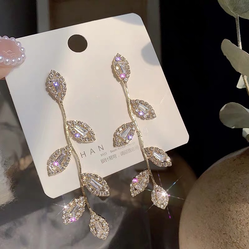 Zircon leaf earrings, long and elegant, versatile earrings S925, exquisite earrings design sense, beautiful stud earrings for women B460 pic 24