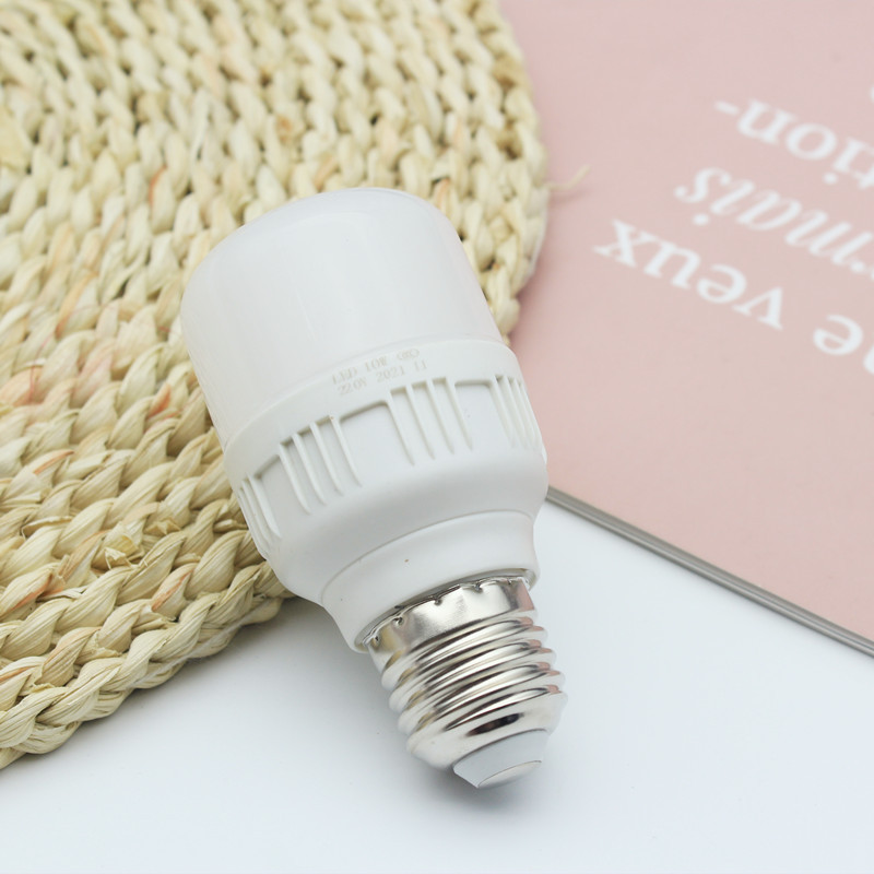 High-rich and handsome LED bulbs, white rich and beautiful led light bulbs wholesale, plastic energy-saving lamps, street lamps pic 1