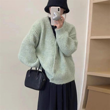 牛角扣麻花毛衣外套女装秋冬新款外穿纯色显瘦圆领短款针织开衫女详情5