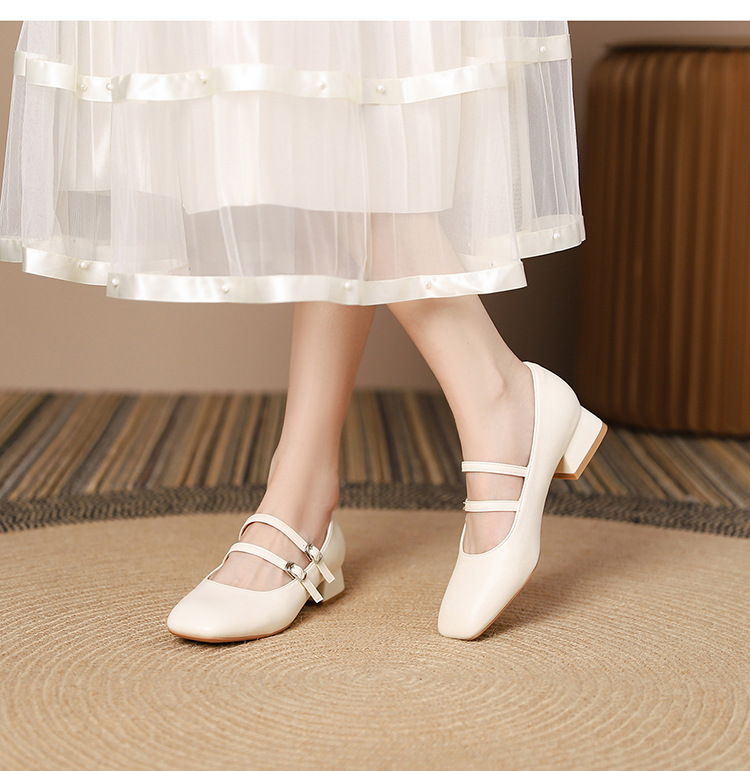 The new 2024 Spring/autumn collection of Mary Jane shoes, featuring a stylish square-toed one-shoulder style, is made of genuine leather with a shallow opening, thick mid-heel, and is a wedding shoe pic 28