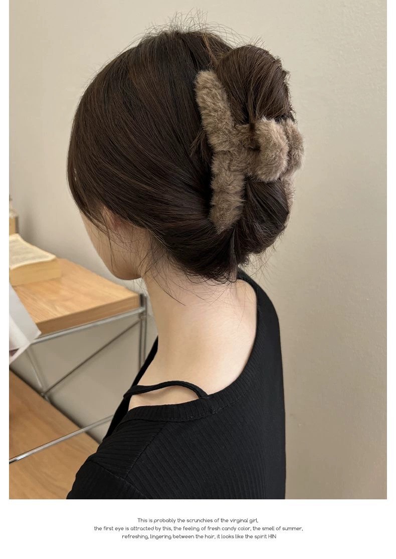秋冬毛毛抓夹简约鲨鱼夹毛绒新款发卡高级感后脑勺发夹头饰发饰详情9