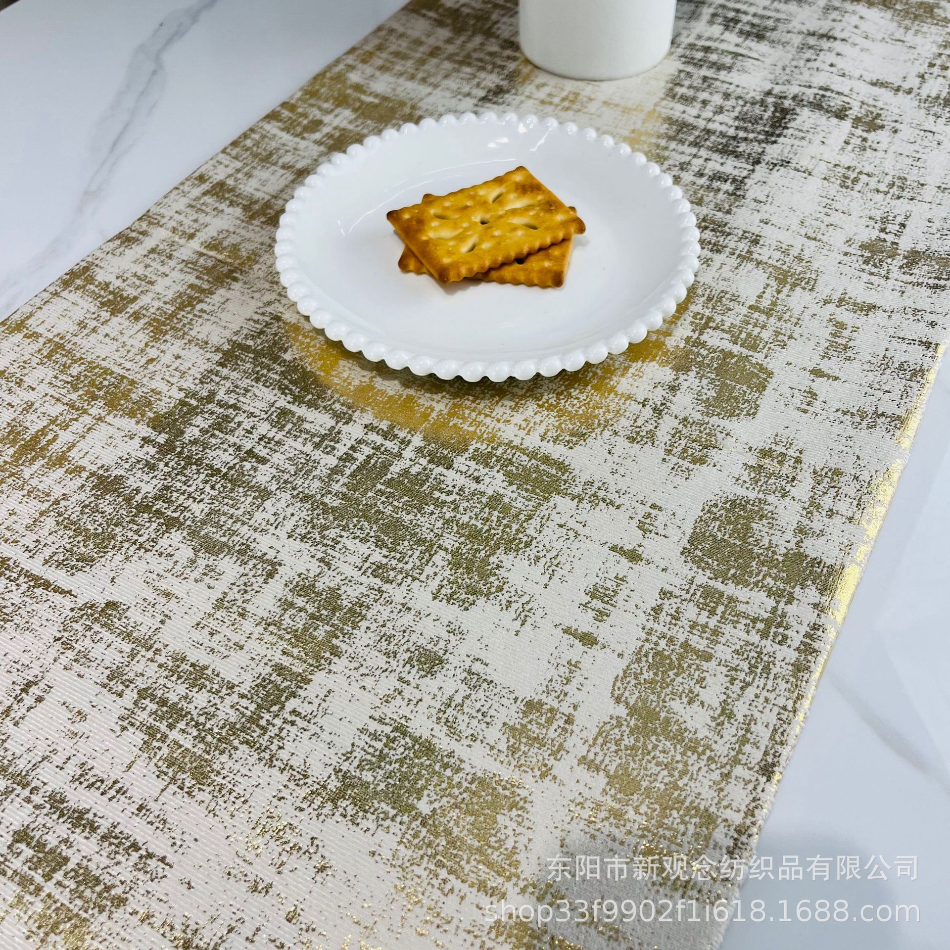 新款加工定制加厚绒布烫金日式桌旗酒店床旗流苏茶几台布厂家直销详情12