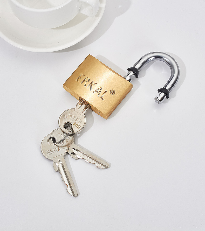 Factory wholesale of thick copper padlocks, medium and thick copper padlocks, foreign trade copper padlocks, customizable toolboxes, copper lock heads and locks pic 7