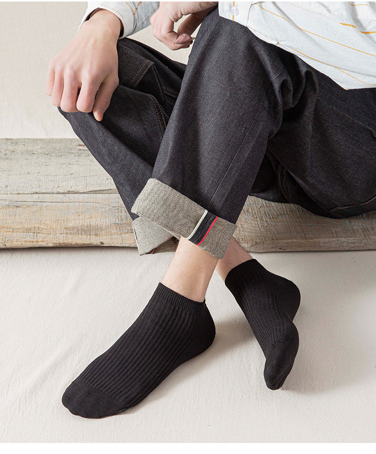 Calcetines stand de piso one piece daihair otoño invierno calcetines de doble aguja hombre blanco y negro gris multicolor color sólido calcetines de algodón para hombre calcetines de barco de ocio zhuji calcetines de hombre one piece daihair pic 1