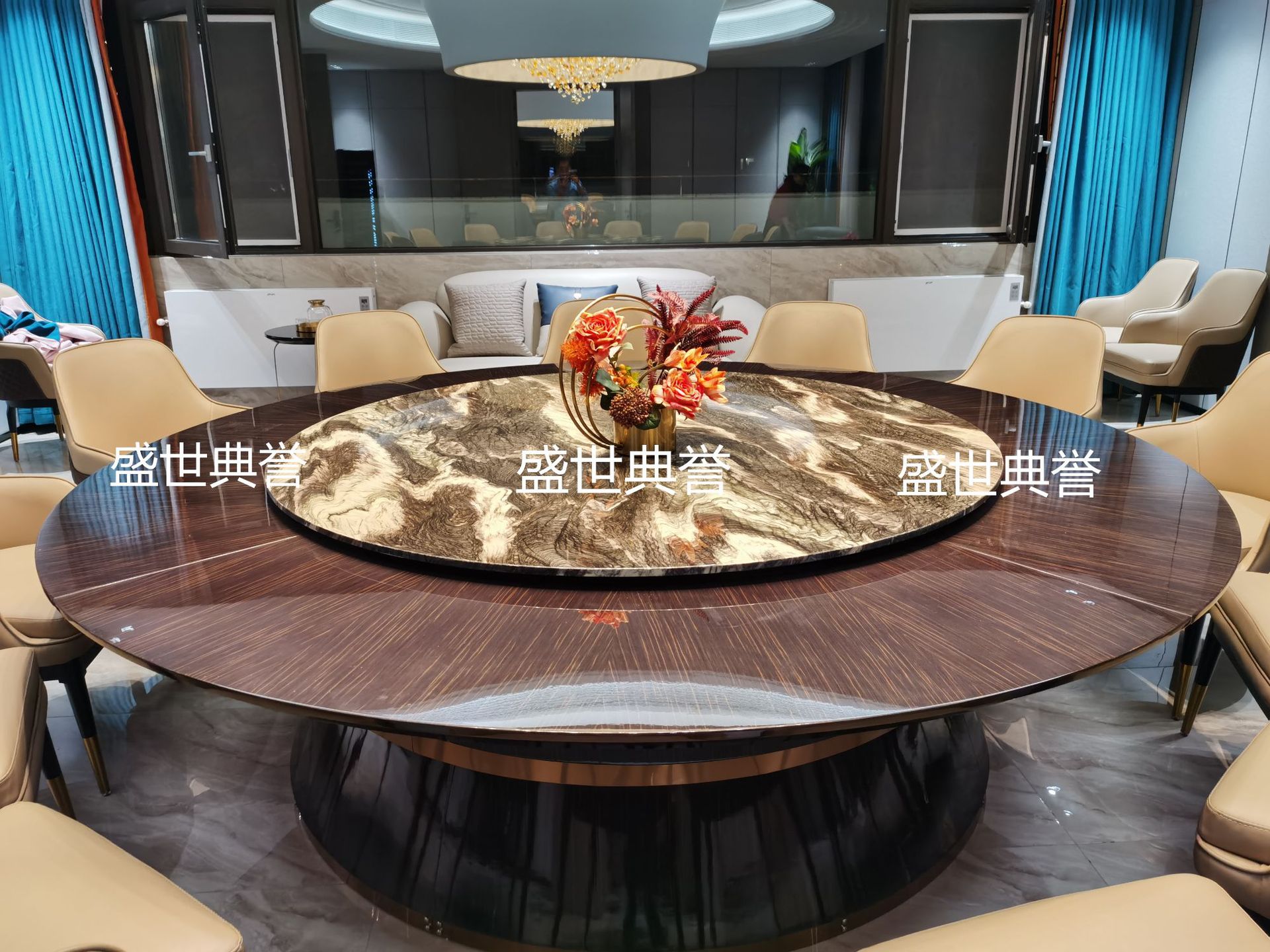 Beijing star hotel solid wood electric dining tables and chairs, high-end club electric turntable dining tables, modern light luxury large round tables pic 3