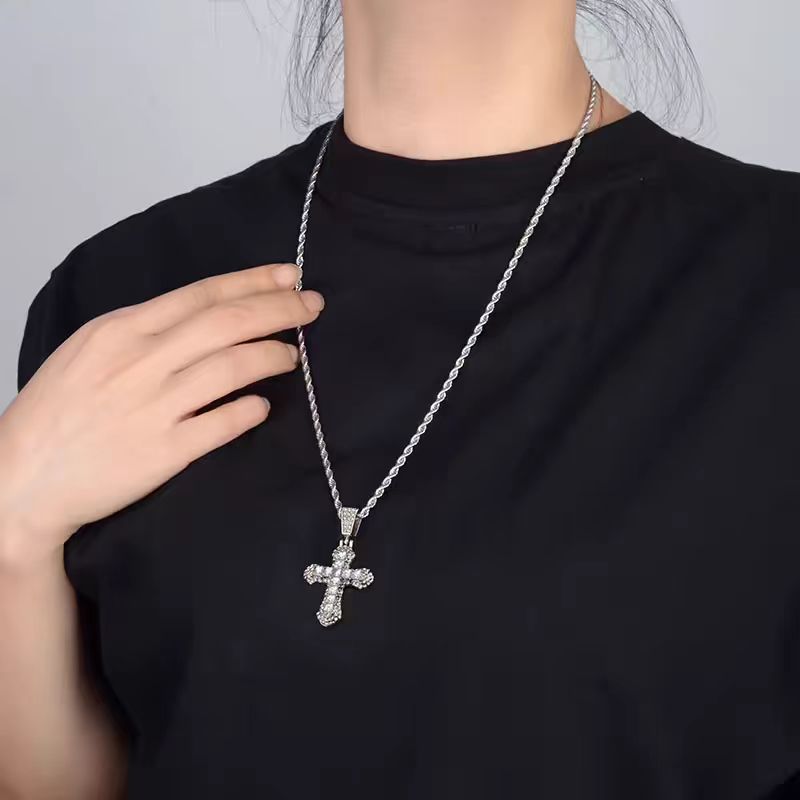 新款跨境欧美满钻十字架项链男女吊坠嘻哈潮流个性钛钢毛衣链饰品详情14