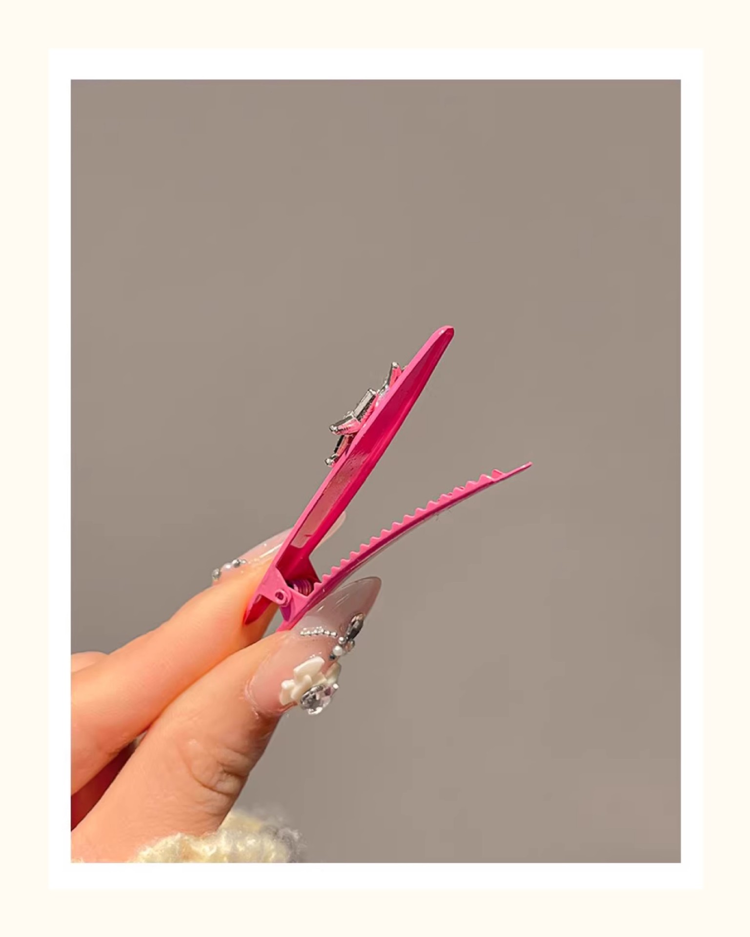 甜酷辣妹y2k星星发夹女ins轻奢侧边夹鸭嘴夹简约百搭碎发发卡头饰详情44