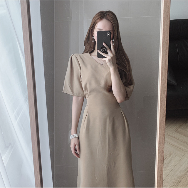 茶歇法式小众收腰炸街设计感轻奢名媛气质小香风连衣裙女春夏代发详情13