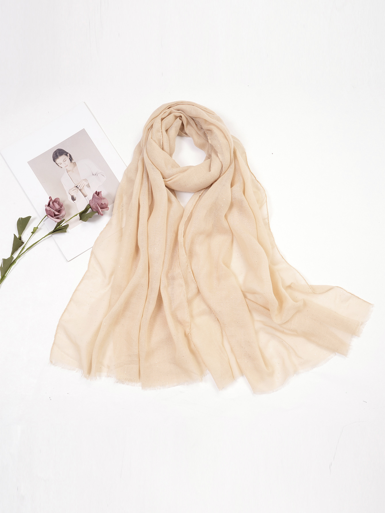 一件代发 春夏跨境新款单色彩色巴厘纱防晒围巾 时尚纯色披肩丝巾详情17