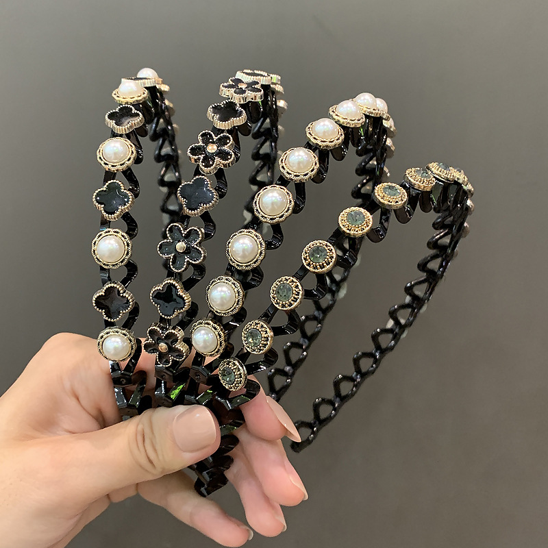European and American fashionable pearl hair bands, shiny Baroque rhinestone hair accessories, four-leaf clover hair clips, heavy industry popular adult hair accessories pic 18