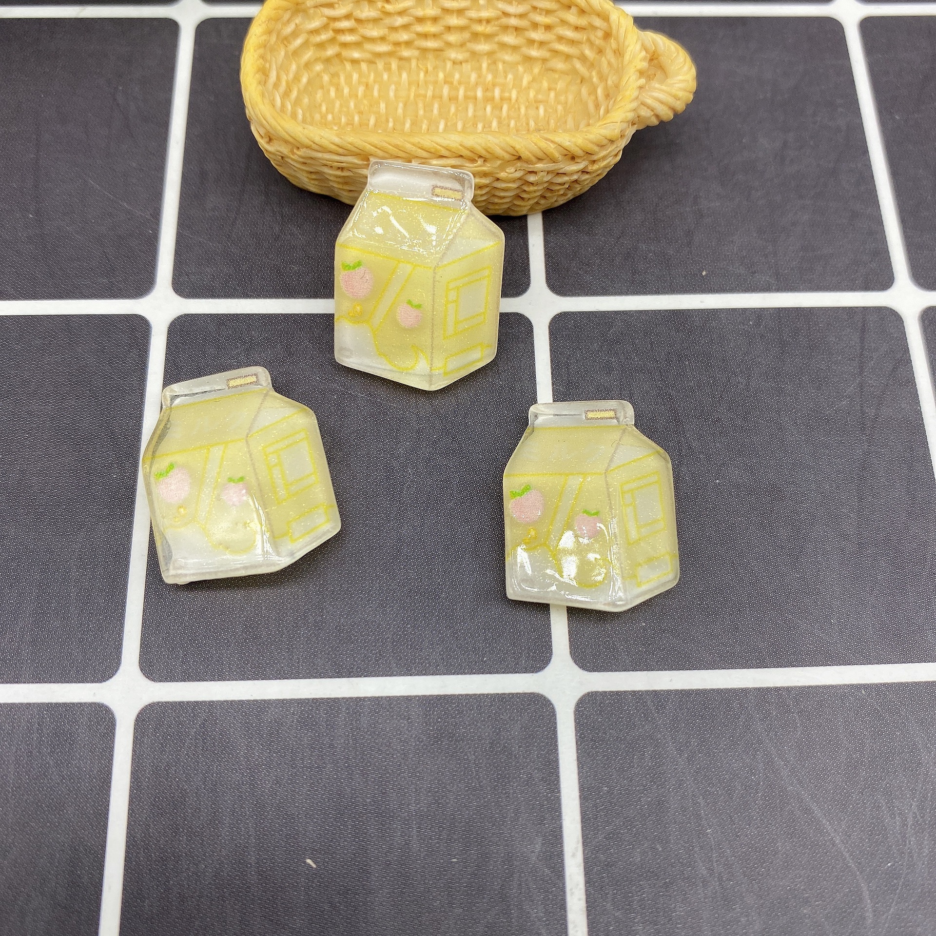 树脂配件饰品帽子贴片史莱姆内放DIY日韩风哑光笑脸厂家直销详情15