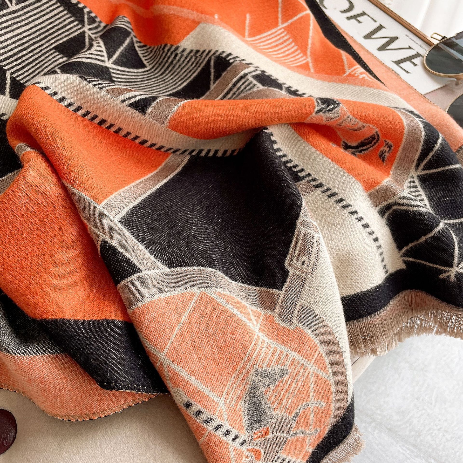 Elegant autumn and winter warmth, short beard tassel, travel outer scarf, imitation cashmere socialite scarf, versatile for women, horse in stock pic 18