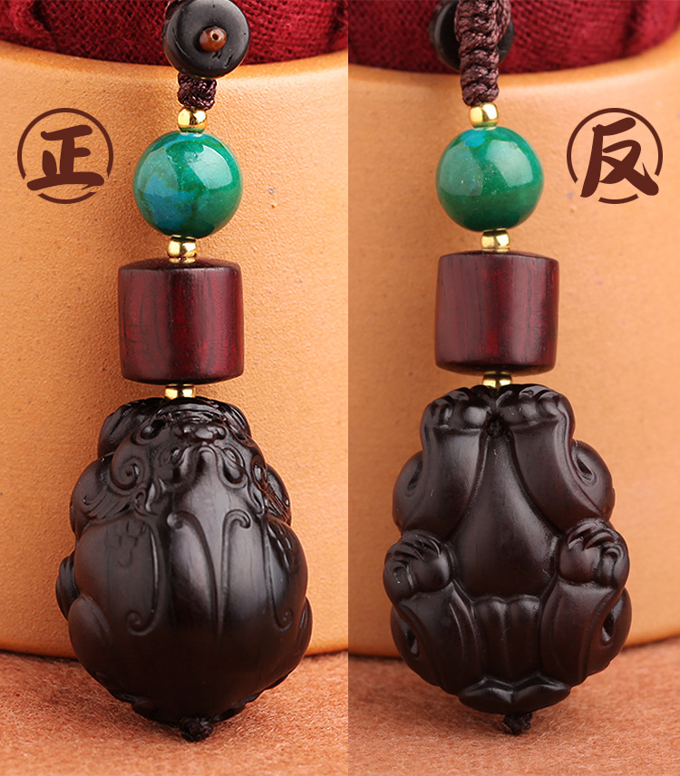 Creative car keychain carved pendant, light-struck jujube wood PI Xiu handcrafted lucky keychain peace pendant pic 6
