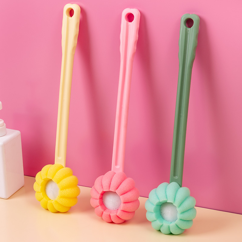 A long-handled sponge bath scrubber pic 1