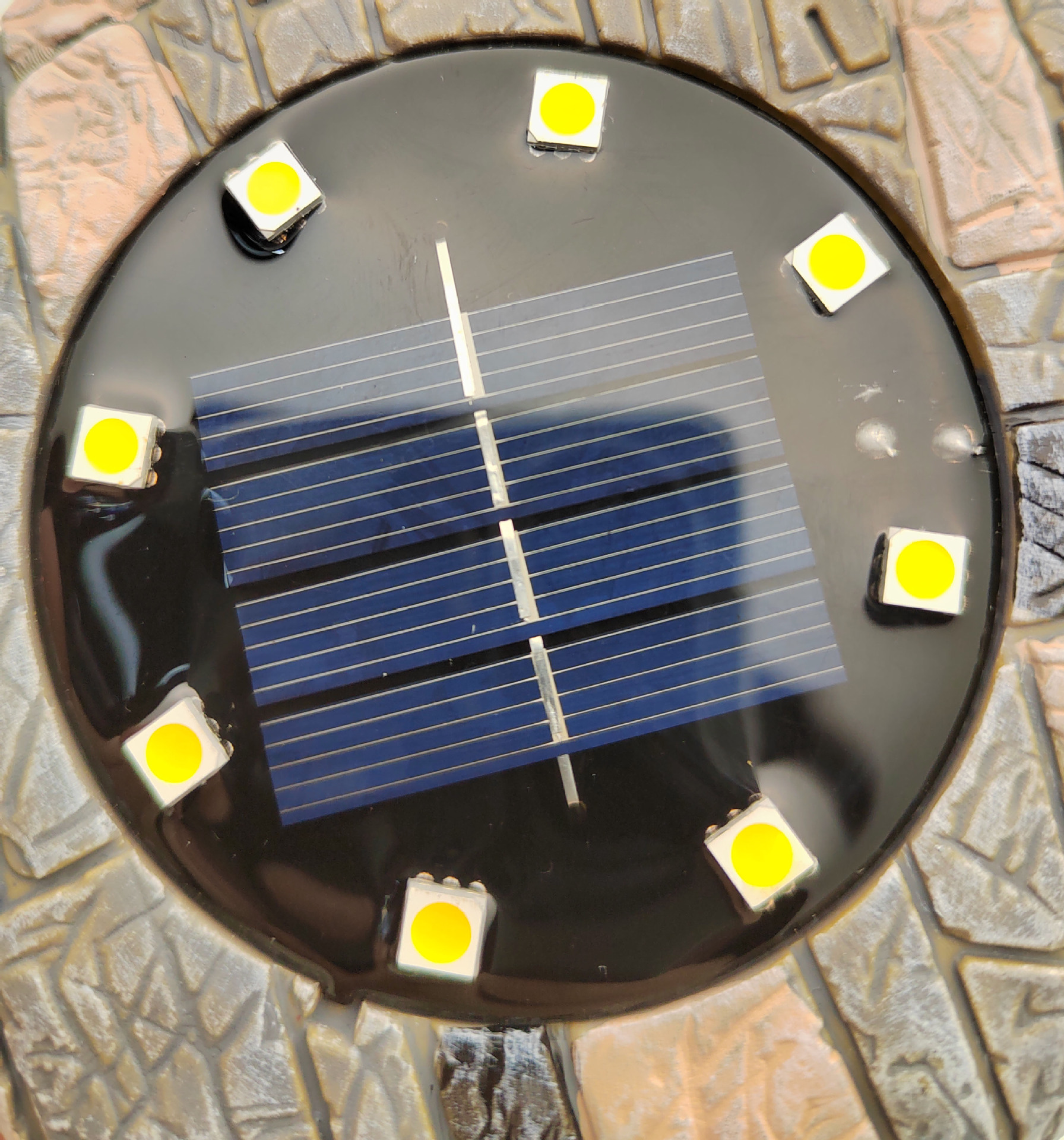 Cross-border bestsellers: Solar resin ground lamps, solar simulation stone lamps, outdoor rainproof courtyard landscape lamps pic 4