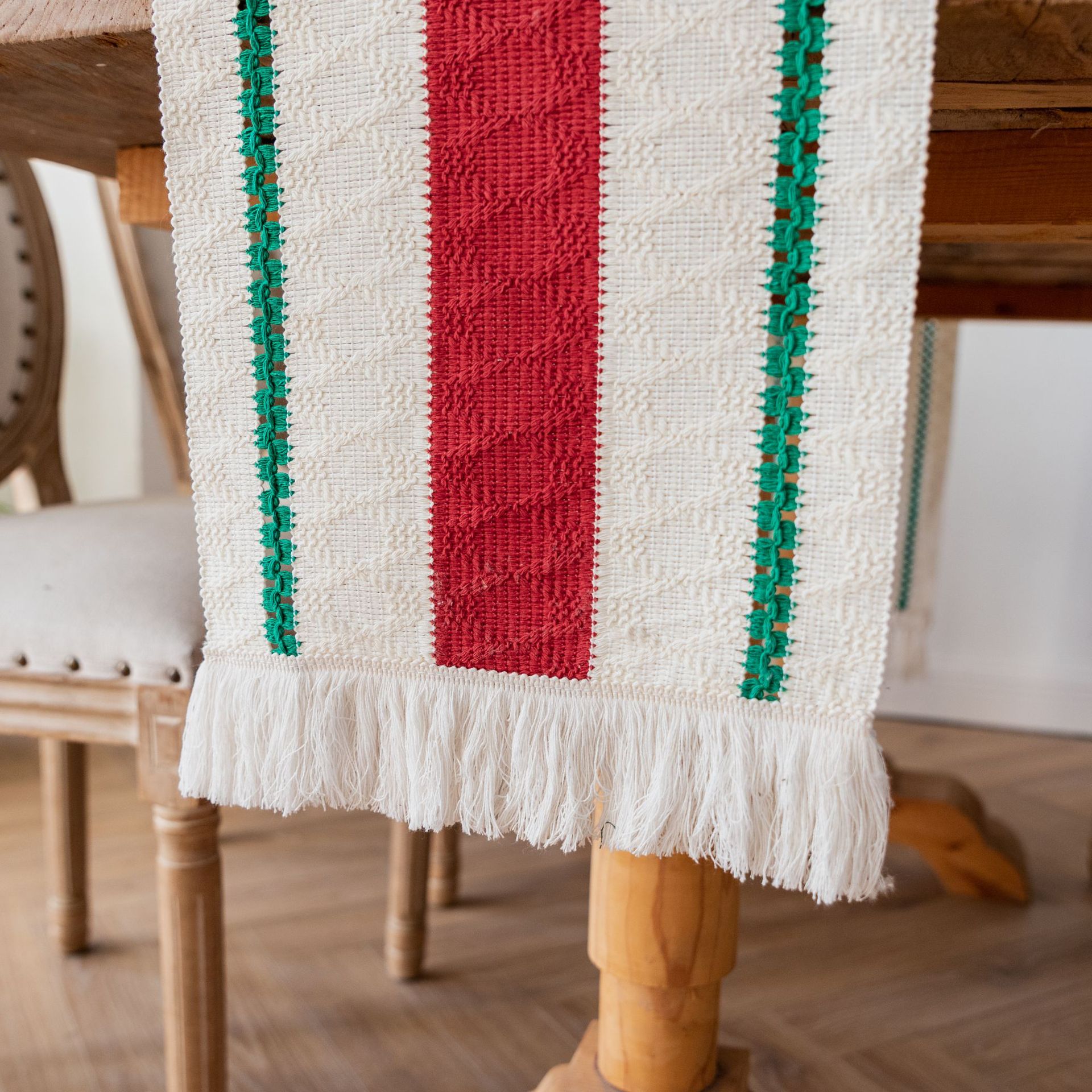 Wholesale of popular cross-border Christmas table flags, American red and green color New Year long tablecloths, entrance hall shoe cabinet decorative tablecloths pic 14