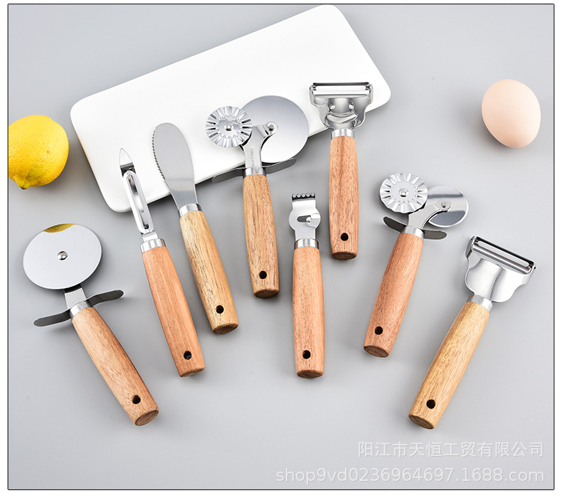 Household kitchen gadgets with acacia wood handles, stainless steel egg beater, ice cream spoon, pizza knife, cross-border set pic 10