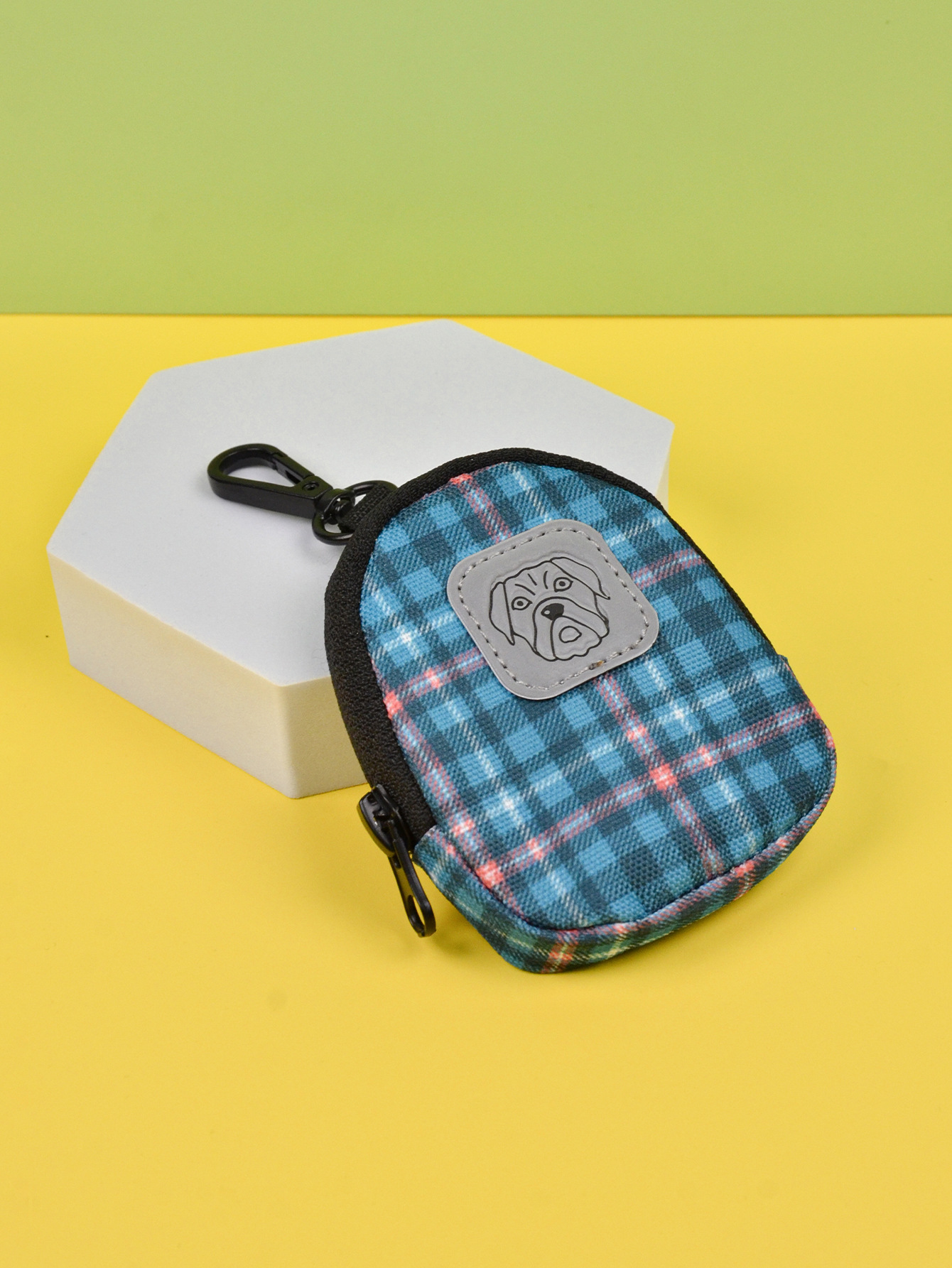 Cross-border new character pattern printed fashion design, belt connection, garbage bag dispenser, pet dog toilet bowl pic 9