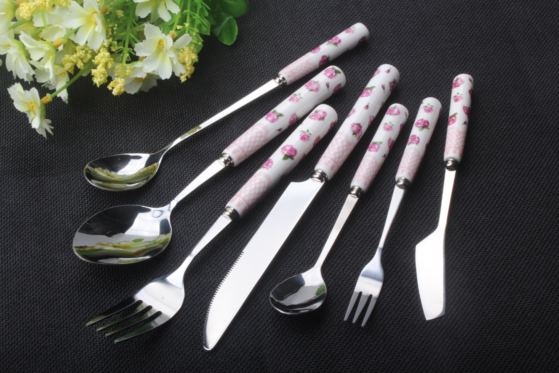 陶瓷柄不锈钢勺子高颜值创意卡通儿童西瓜勺家用咖啡冰淇淋雪糕勺详情24