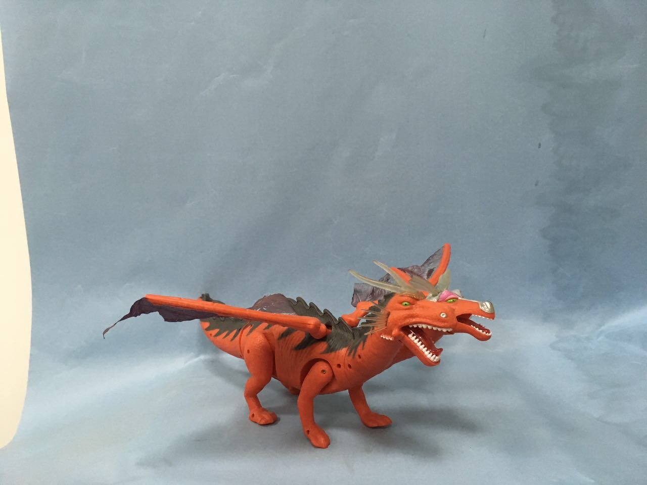 Wholesale of electric light, sound, walking three-headed dragon dinosaur model toys pic 10