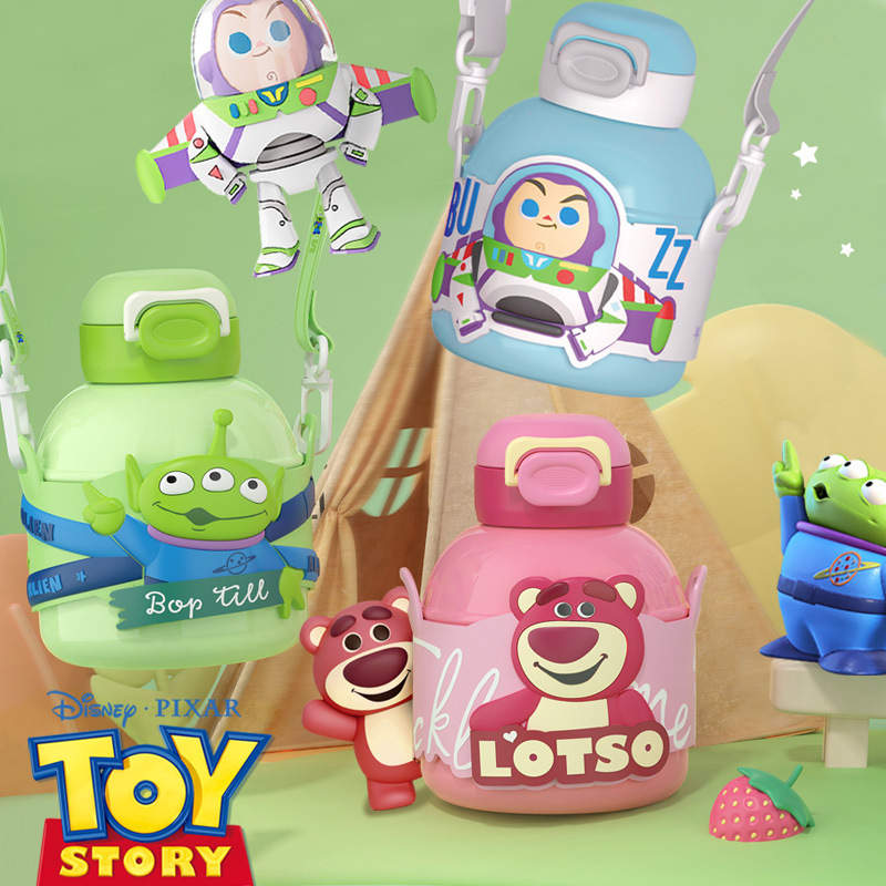 2023新品预售酷熊潮玩水杯卡通学生大容量杯子外出便携随身保温杯详情8