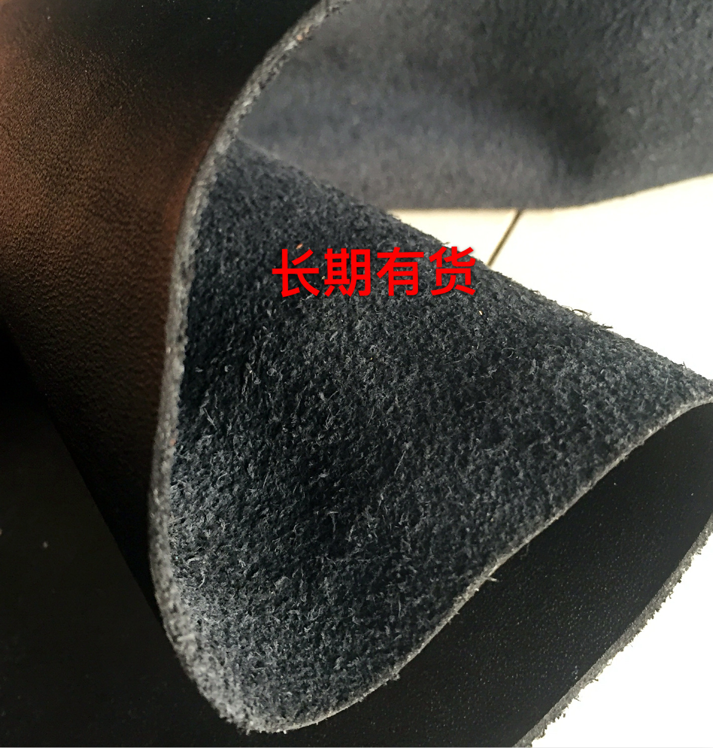 Yiwu genuine black top-grain cowhide plain grain fine pattern top-grain cowhide upper leather for luggage and accessories pic 5