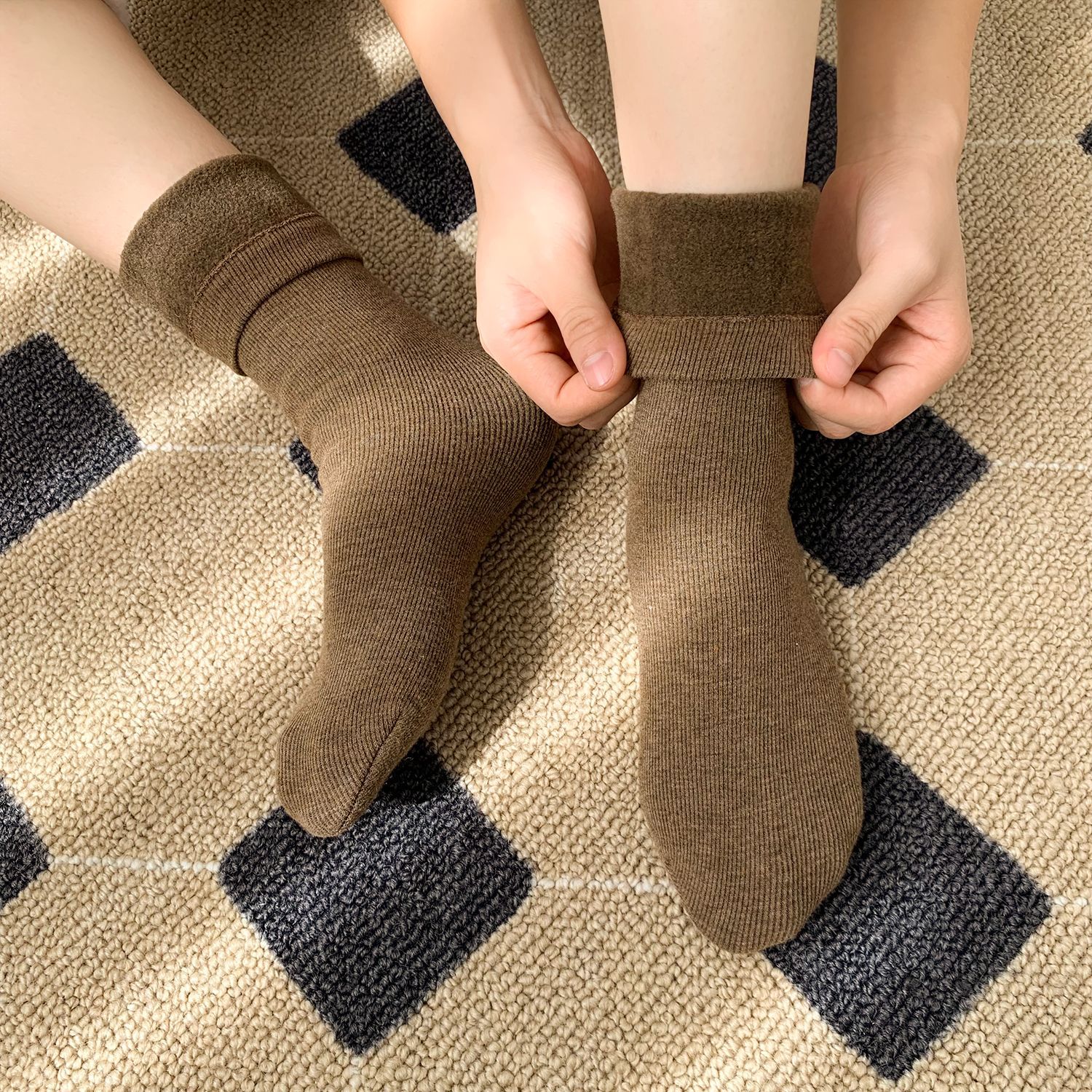 Unisex couple style fleece and thickened warm snow socks, mid-length home cotton socks, postpartum socks, floor socks pic 76