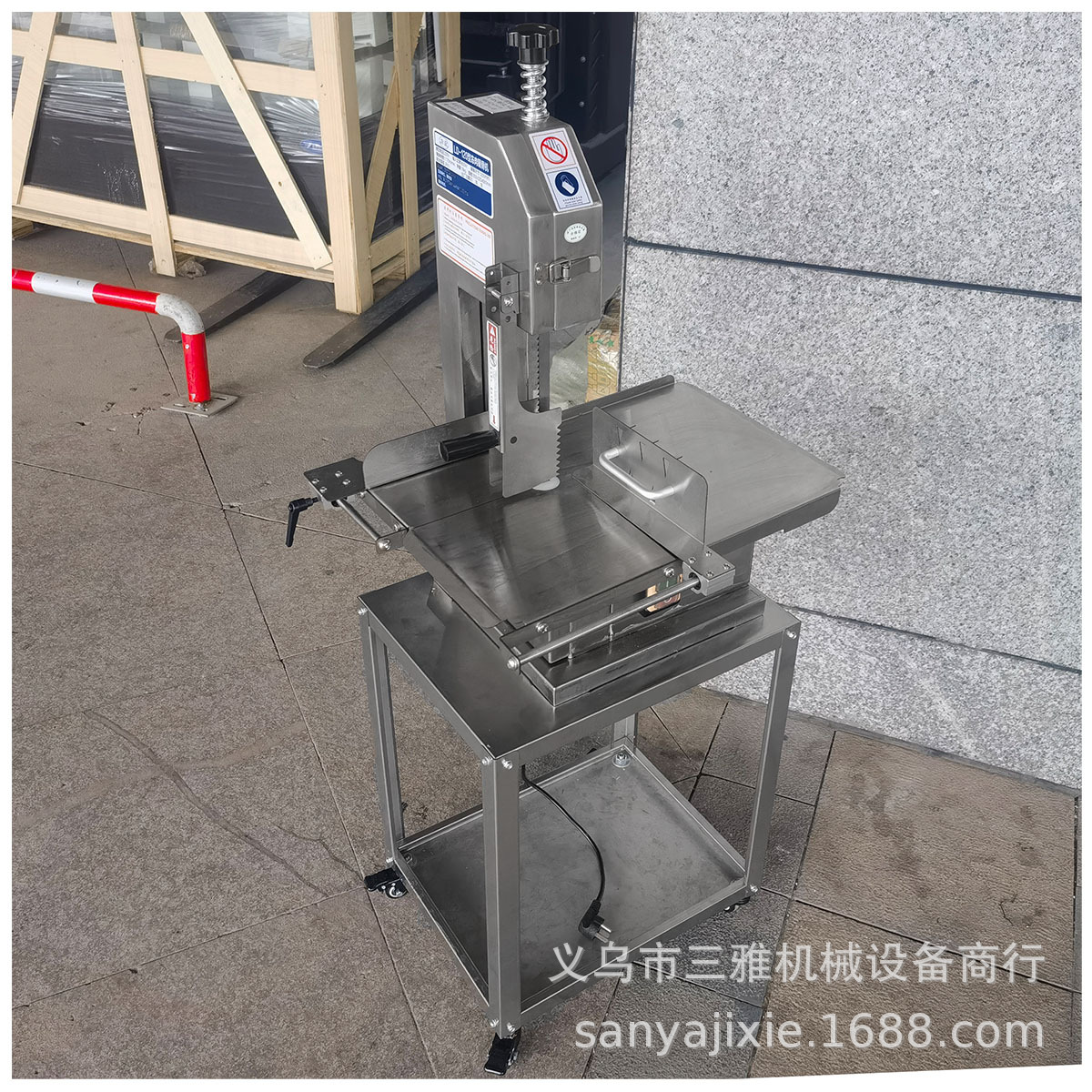The 120-type commercial electric bone sawing machine for foreign trade, the rapid frozen meat and fish cutting machine, and the foreign trade waterproof stainless steel high-speed meat cutting machine are processing equipment for food factories pic 7