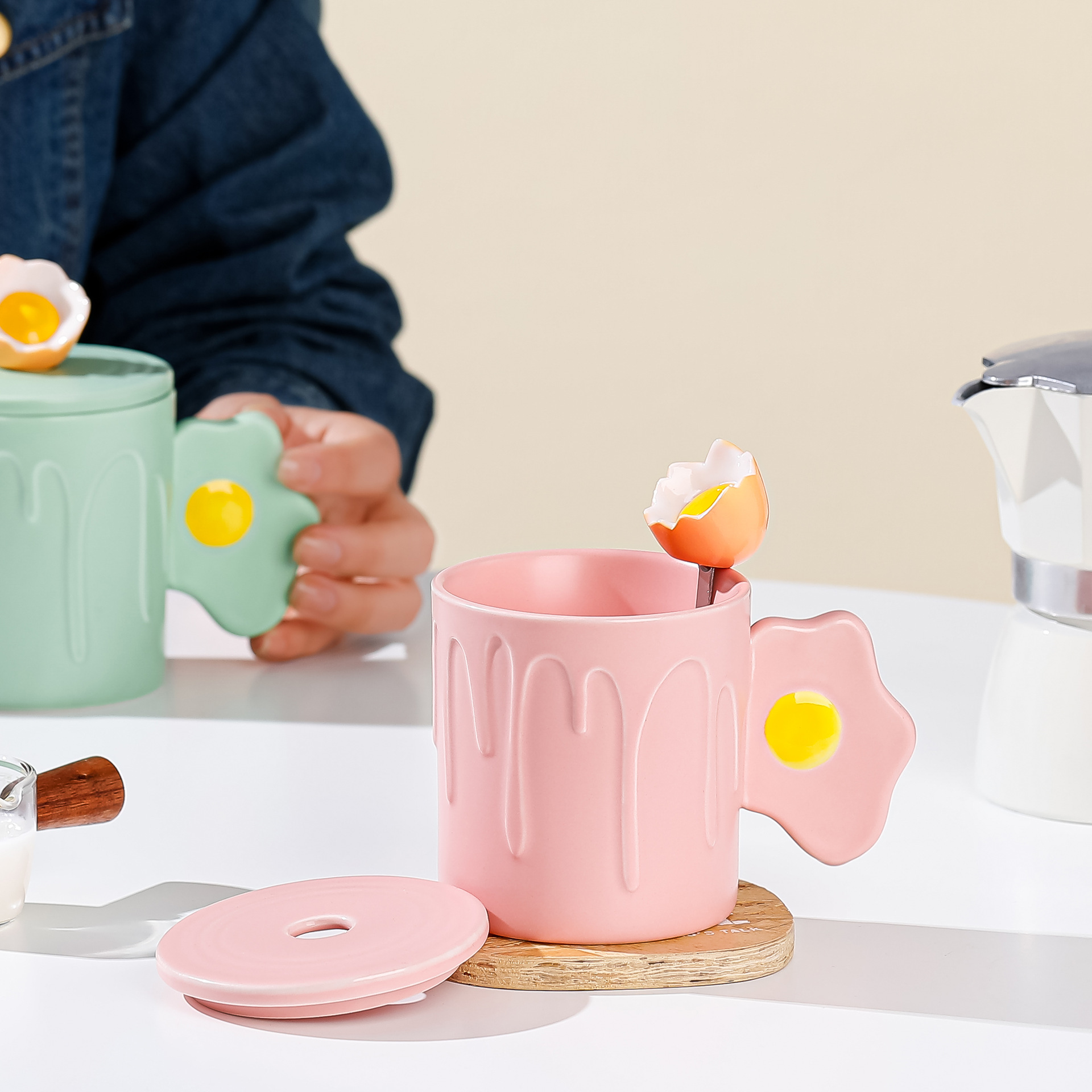 Home student ins cute cartoon macaron-colored ceramic Morandi egg mark drinking cup with lid and spoon pic 3