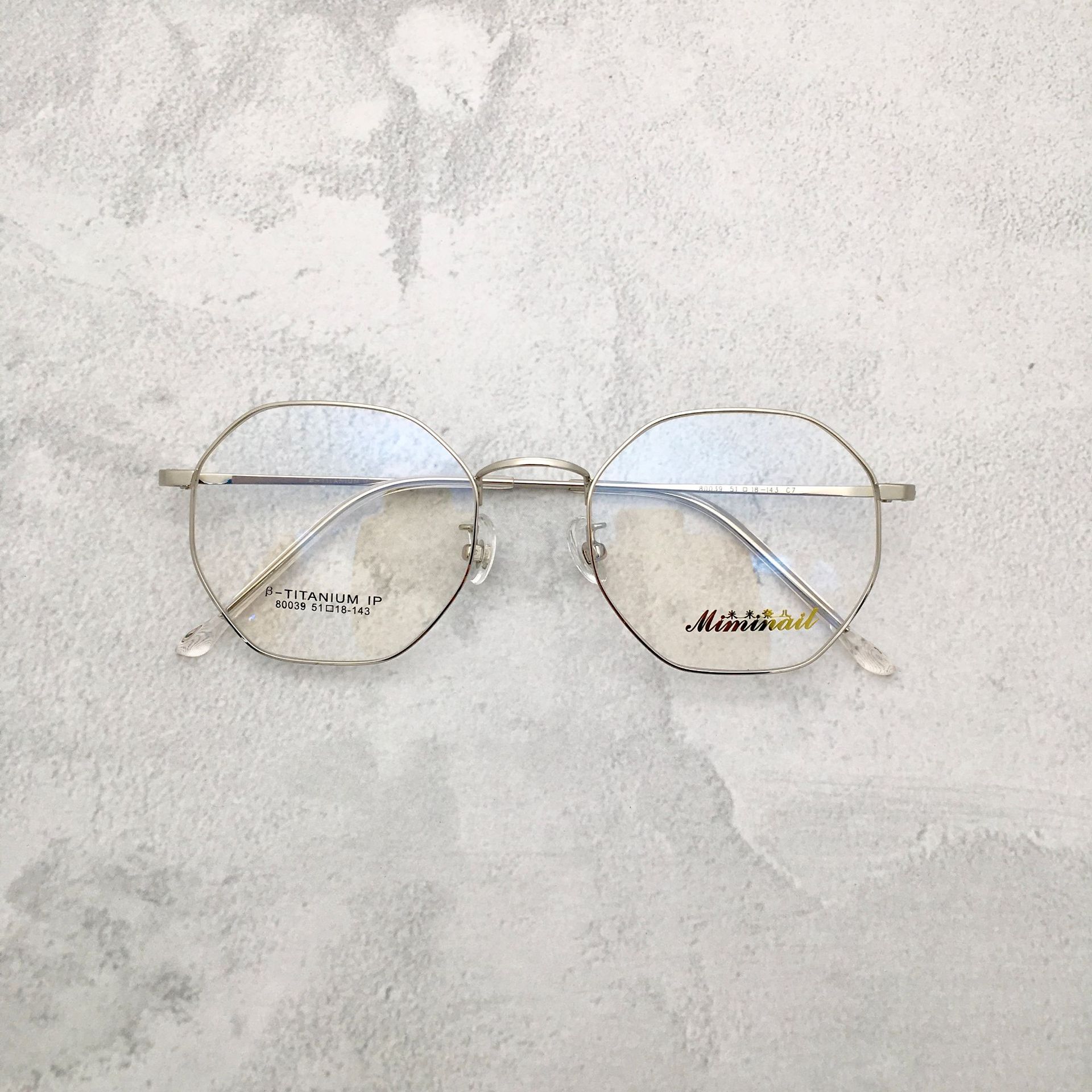 批发定制超轻小红书同款大框素颜风复古钛架男女款多边形眼镜框详情9