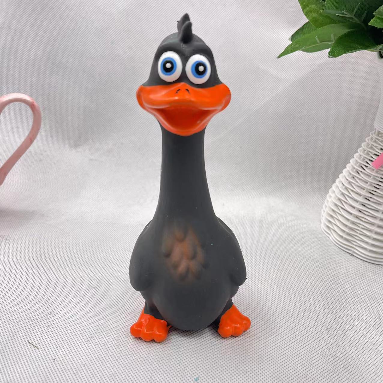 Latex self-heating, strange sound duck teeth grinding and cleaning, stress-relieving wonder dog toy pic 3