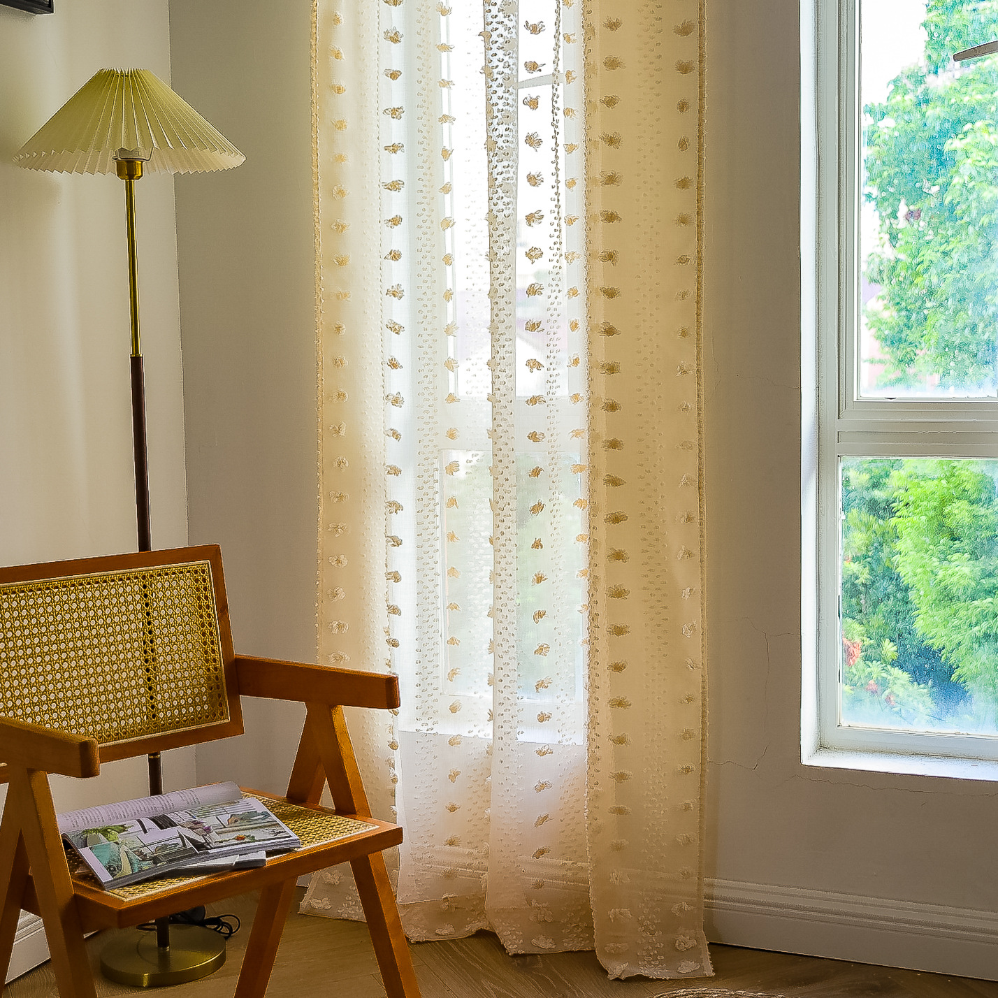 Cross-border best-selling Instagram influencer finished yellow niche light and thin window screen for living rooms and bedrooms. Manufacturer pic 6