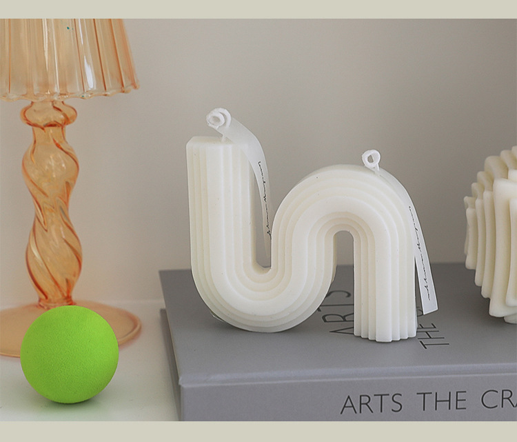 Geometric shape of ins candle aromatherapy ornaments pic 11
