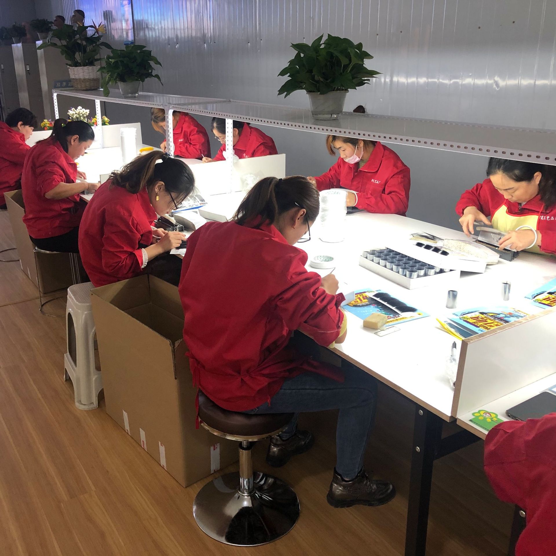 Natural hard-stem mink false eyelashes, light European and American short daily makeup eyelashes, wholesale eyelashes in Pingdu City pic 15