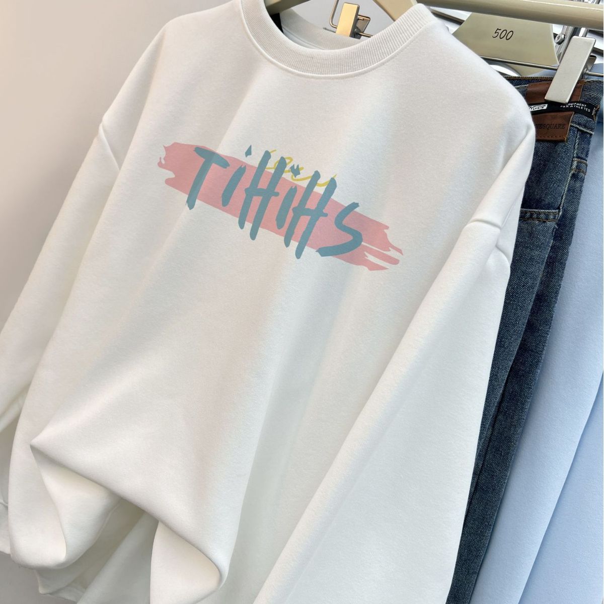 A trendy Korean-style hooded sweatshirt for women in the autumn of 2023, featuring a cartoon rabbit loose and versatile large-sized long-sleeved coat pic 3