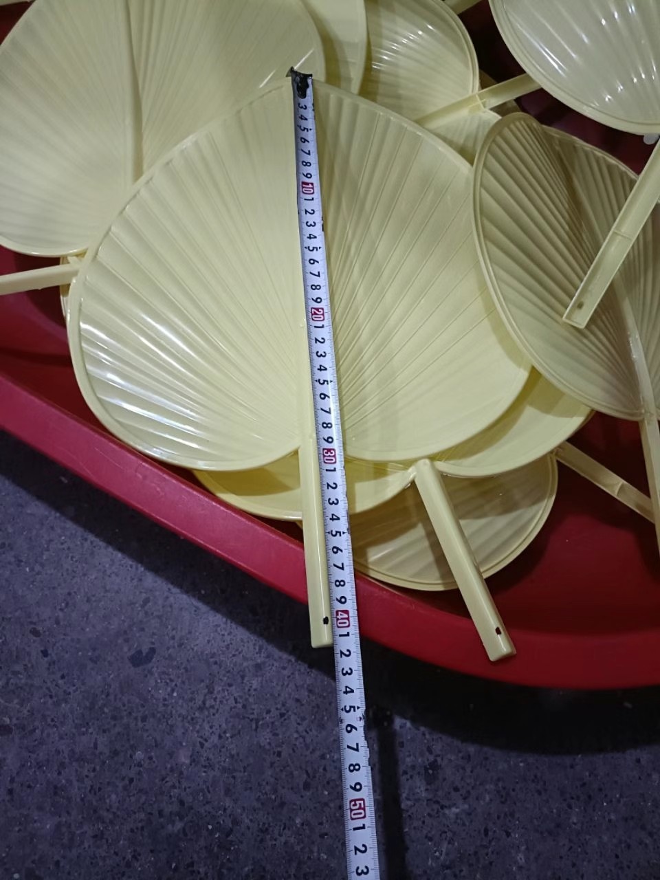 【厂家直销】新款加厚夏季塑料扇芭蕉扇子老式家用扇子儿童撕不烂详情17